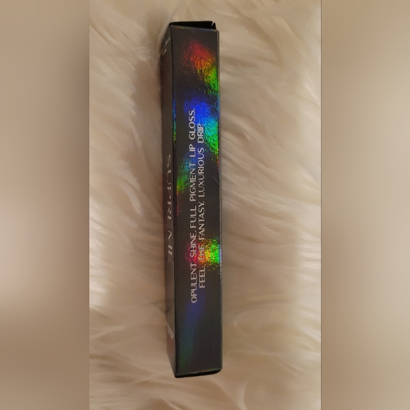 💋Jeffree Star, red lipstick gloss, Taylor Swift vibes! - Picture 7 of 7